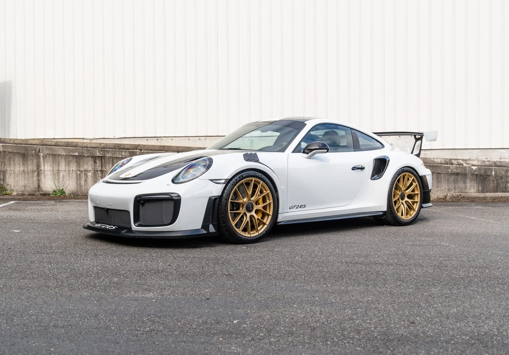 2018 Porsche 991 GT2 RS - Image 3 of 31