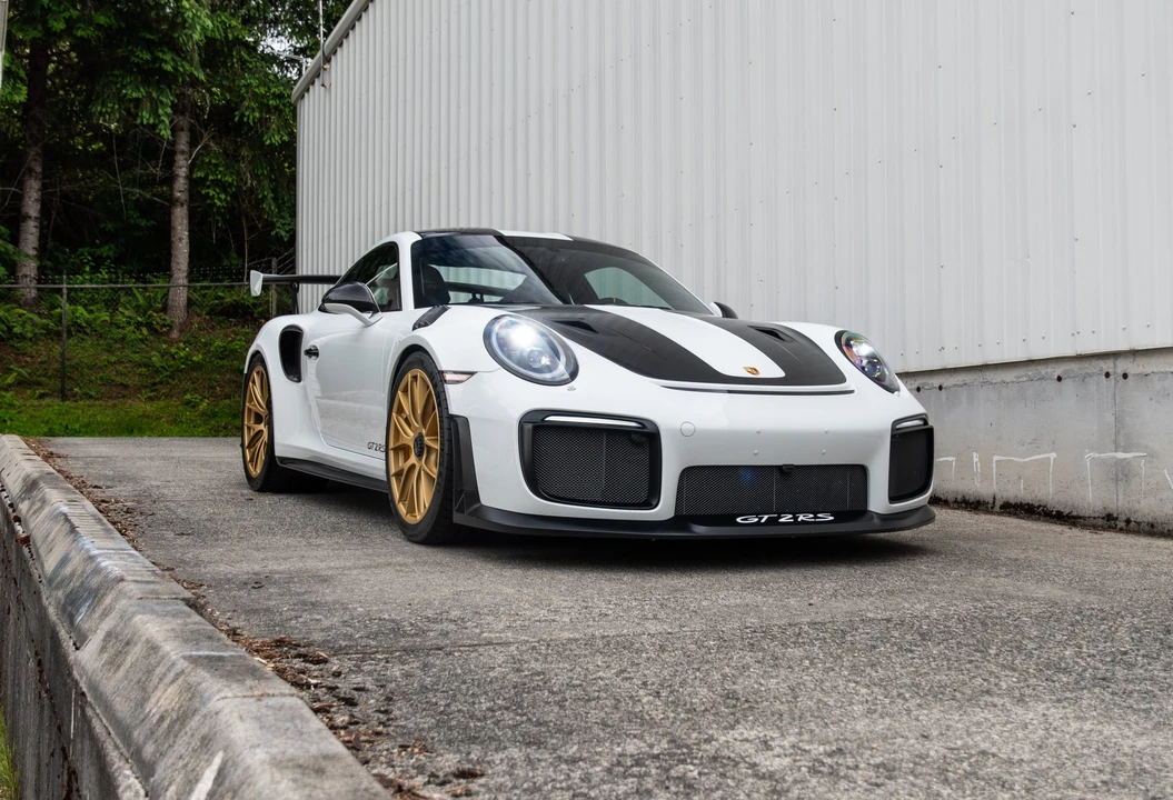 2018 Porsche 991 GT2 RS - Image 11 of 31