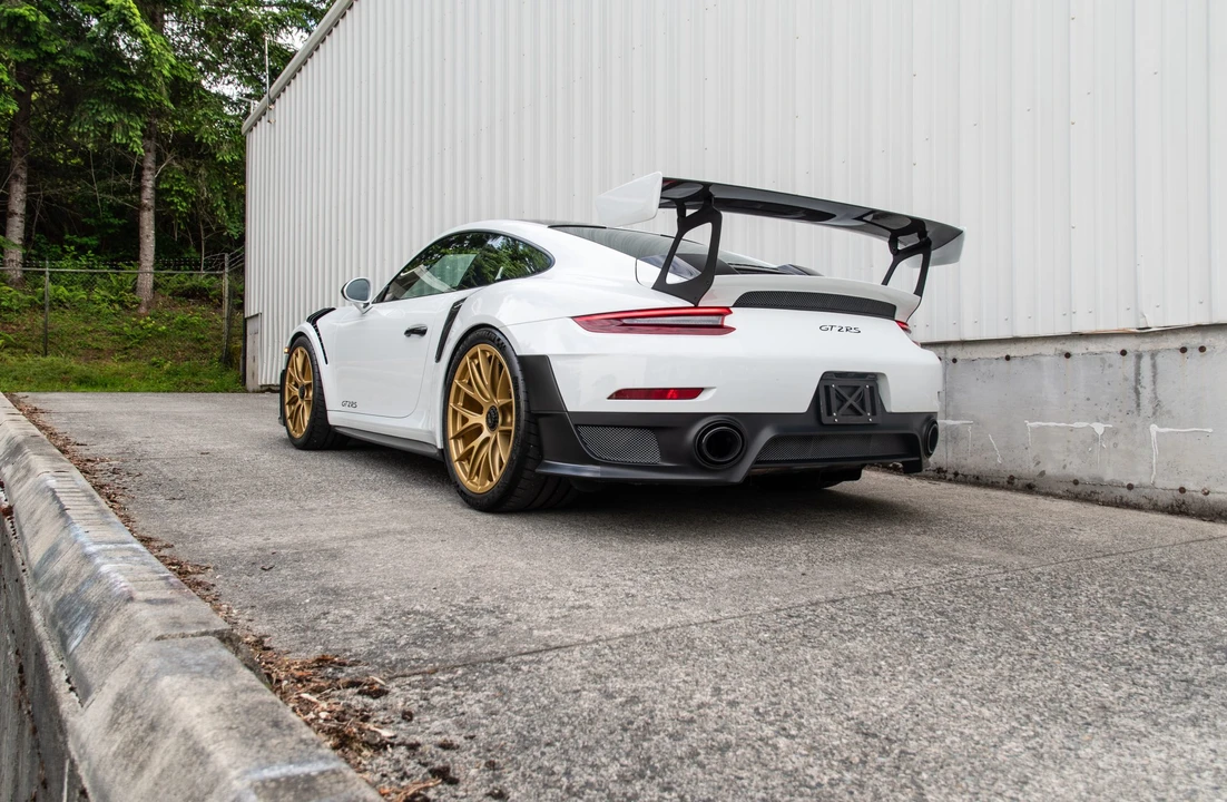 2018 Porsche 991 GT2 RS - Image 27 of 31
