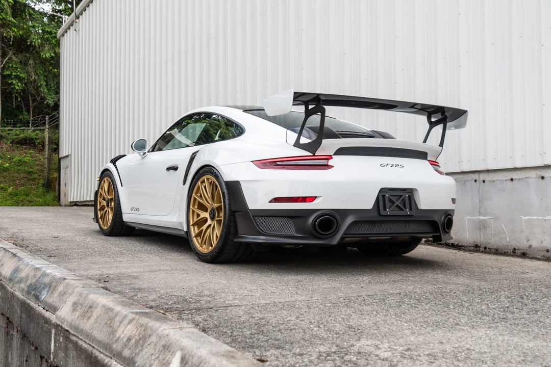 2018 Porsche 991 GT2 RS - Image 26 of 31