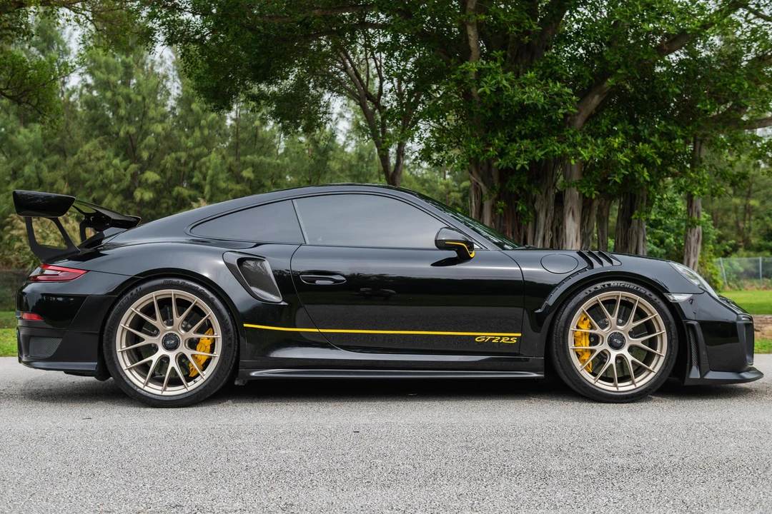 2018 Porsche 991 GT2 RS - Image 3 of 31