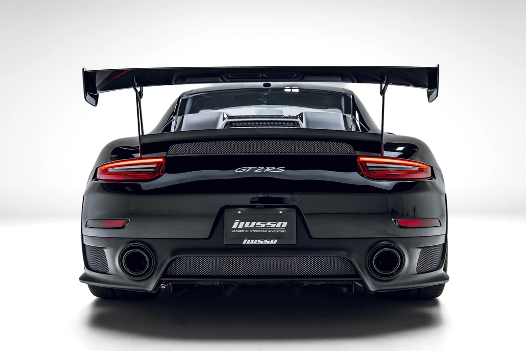 2018 Porsche 991 GT2 RS - Image 11 of 31