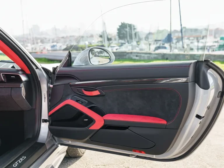 2018 Porsche 991 GT2 RS - Image 20 of 31