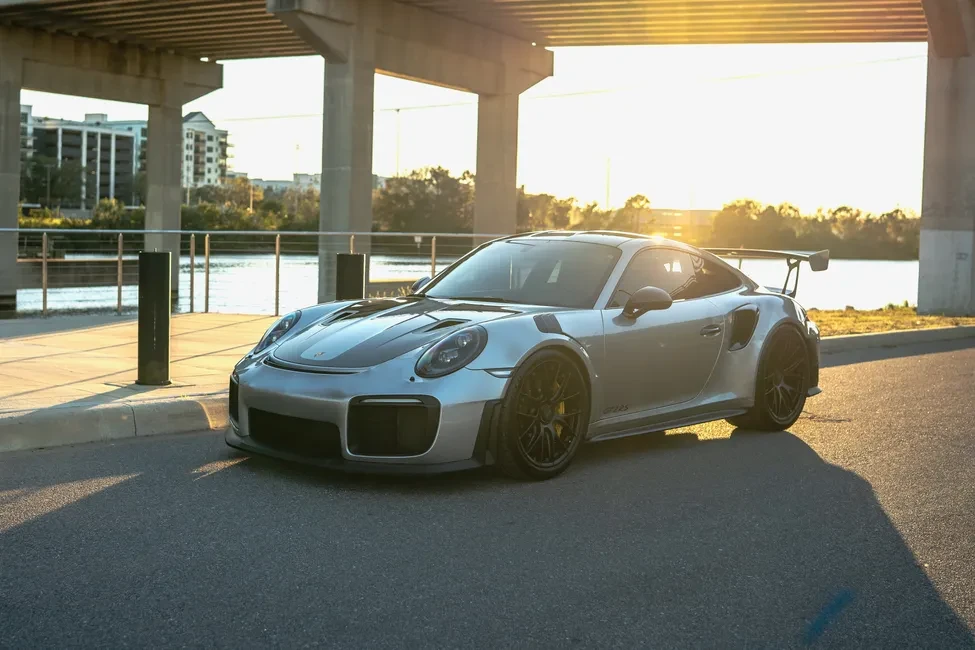 2018 Porsche 991 GT2 RS - Image 5 of 6