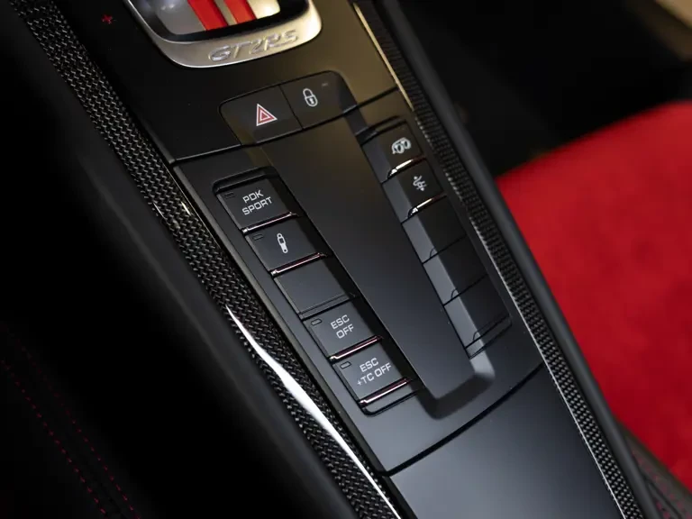 2018 Porsche 991 GT2 RS - Image 23 of 31