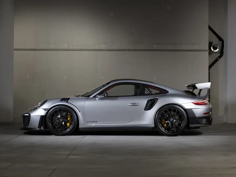 2018 Porsche 991 GT2 RS - Image 6 of 31