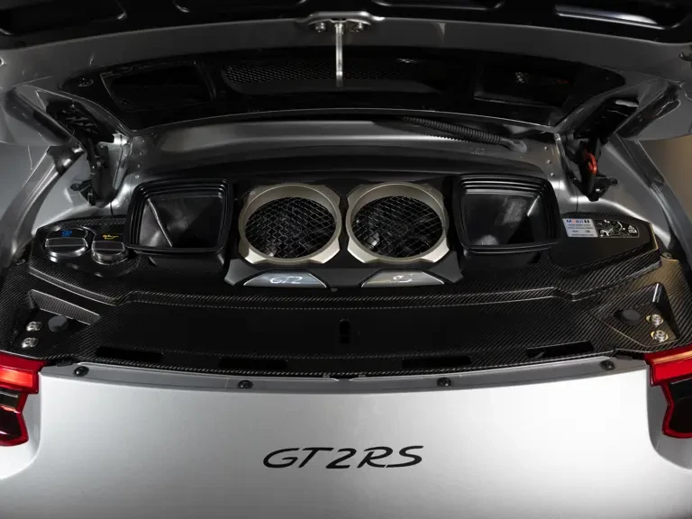 2018 Porsche 991 GT2 RS - Image 4 of 31