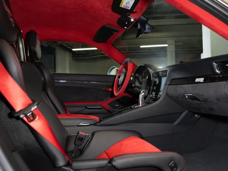 2018 Porsche 991 GT2 RS - Image 10 of 31
