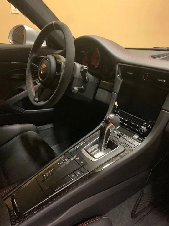 2018 Porsche 991 GT2 RS - Image 6 of 8