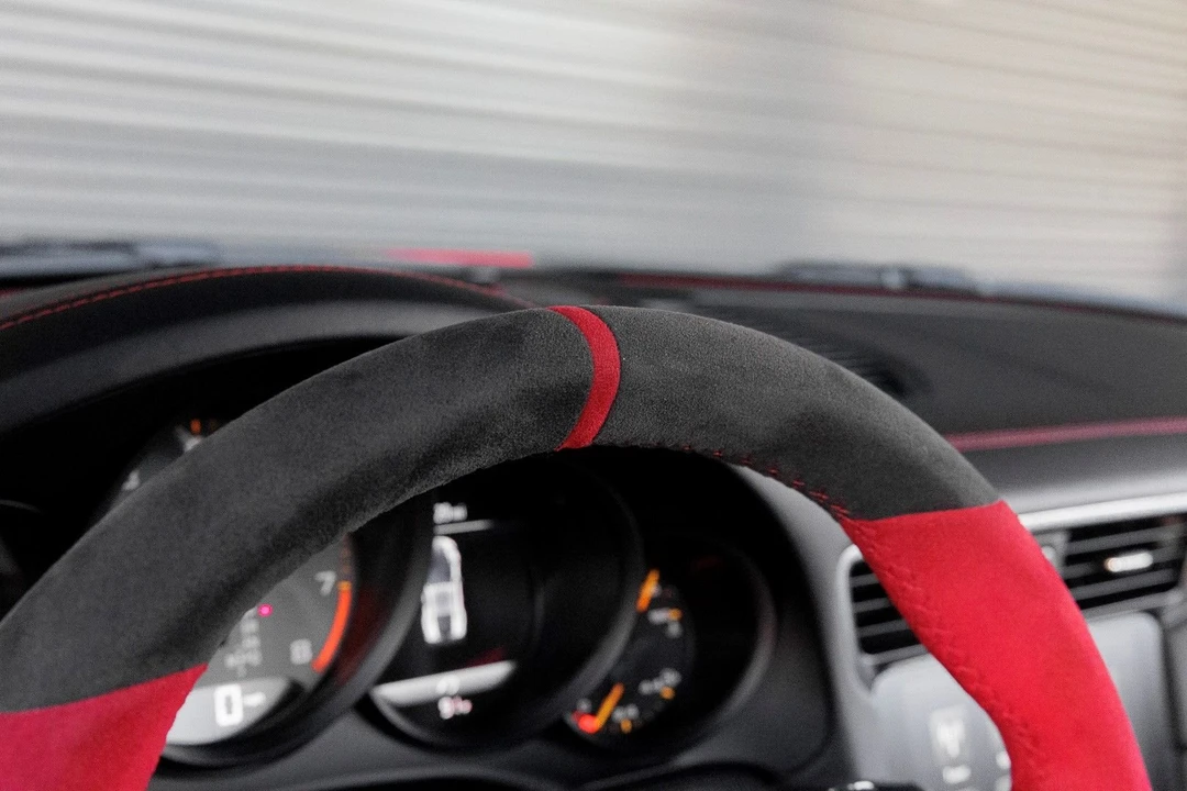 2018 Porsche 991 GT2 RS - Image 15 of 16