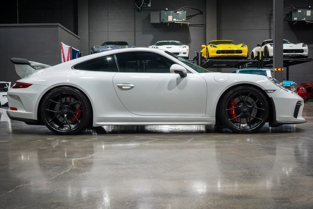 2018 Porsche 991 GT3 - Image 6 of 31