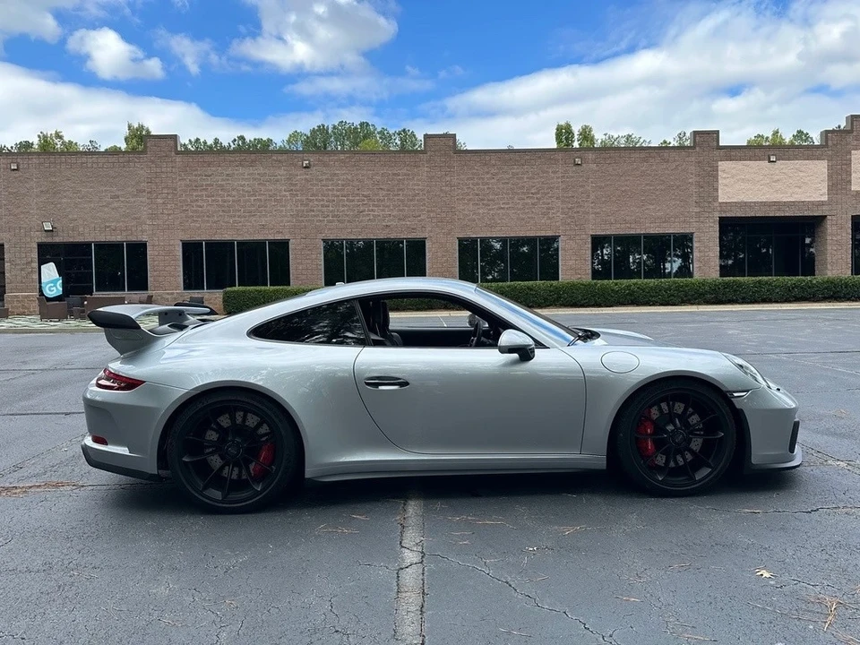 2018 Porsche 991 GT3 - Image 11 of 12