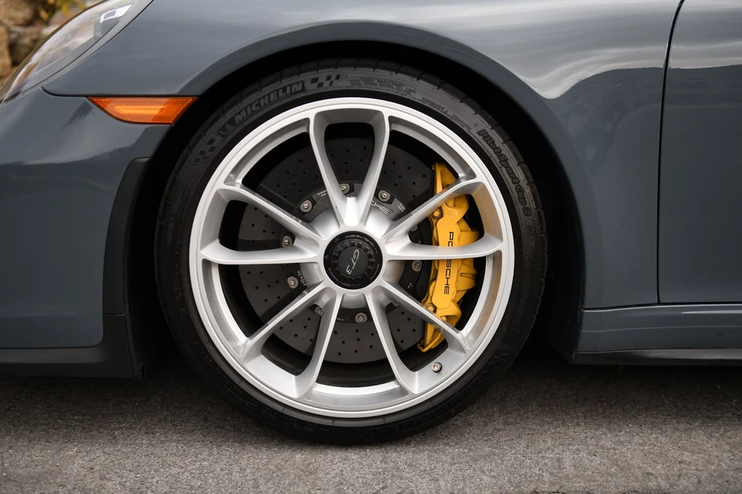 2018 Porsche 991 GT3 - Image 24 of 31