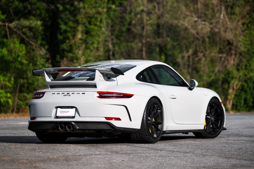 2018 Porsche 991 GT3 - Image 18 of 31
