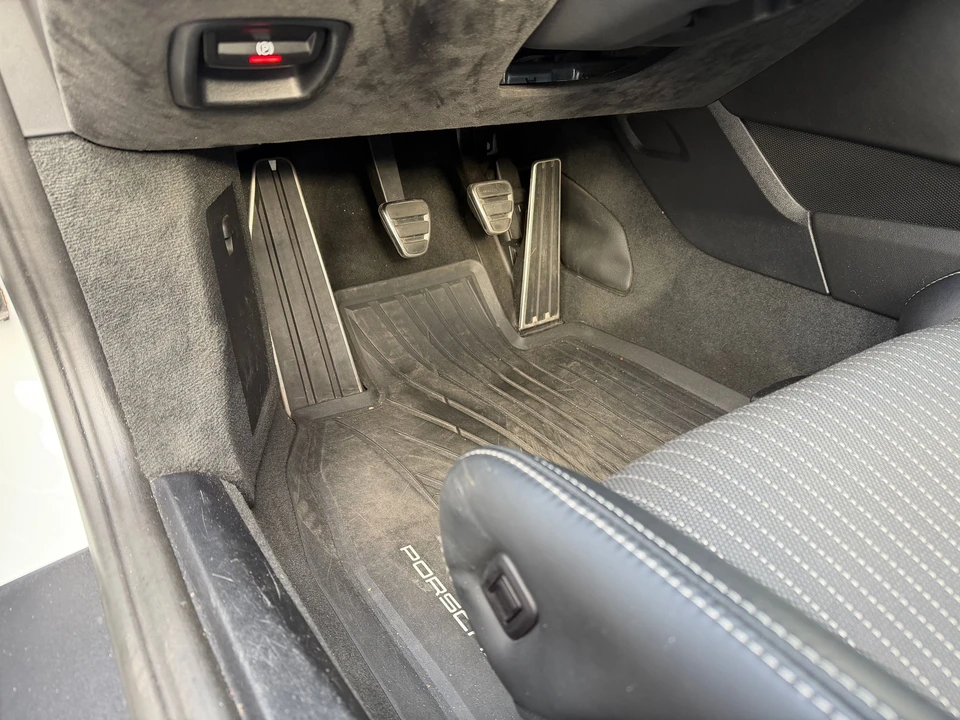 2018 Porsche 991 GT3 - Image 13 of 17