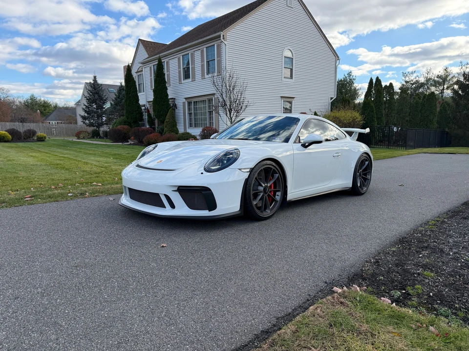 2018 Porsche 991 GT3 - Image 2 of 17