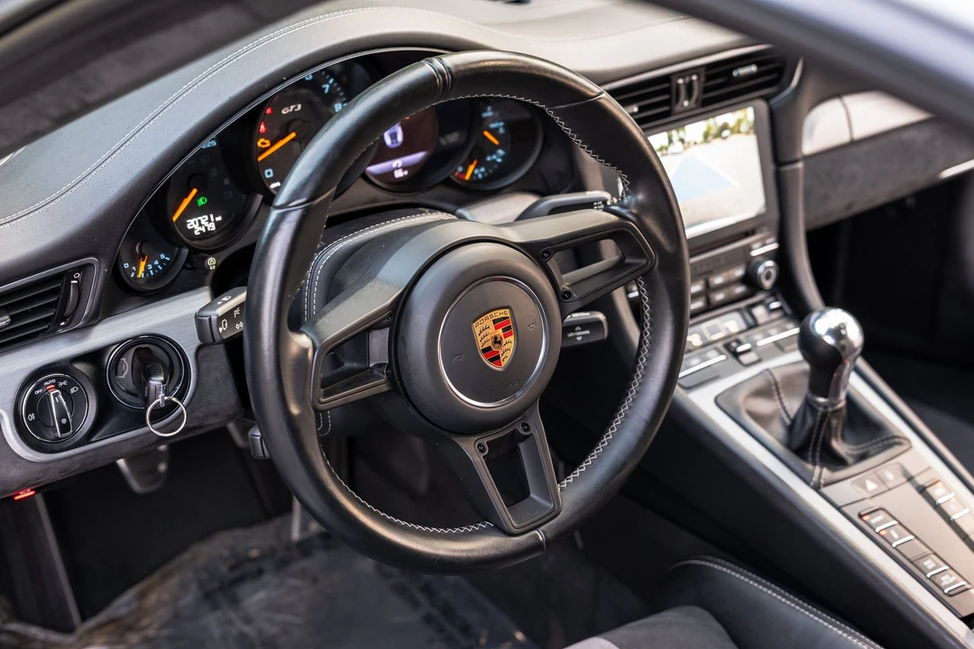 2018 Porsche 991 GT3 - Image 19 of 31