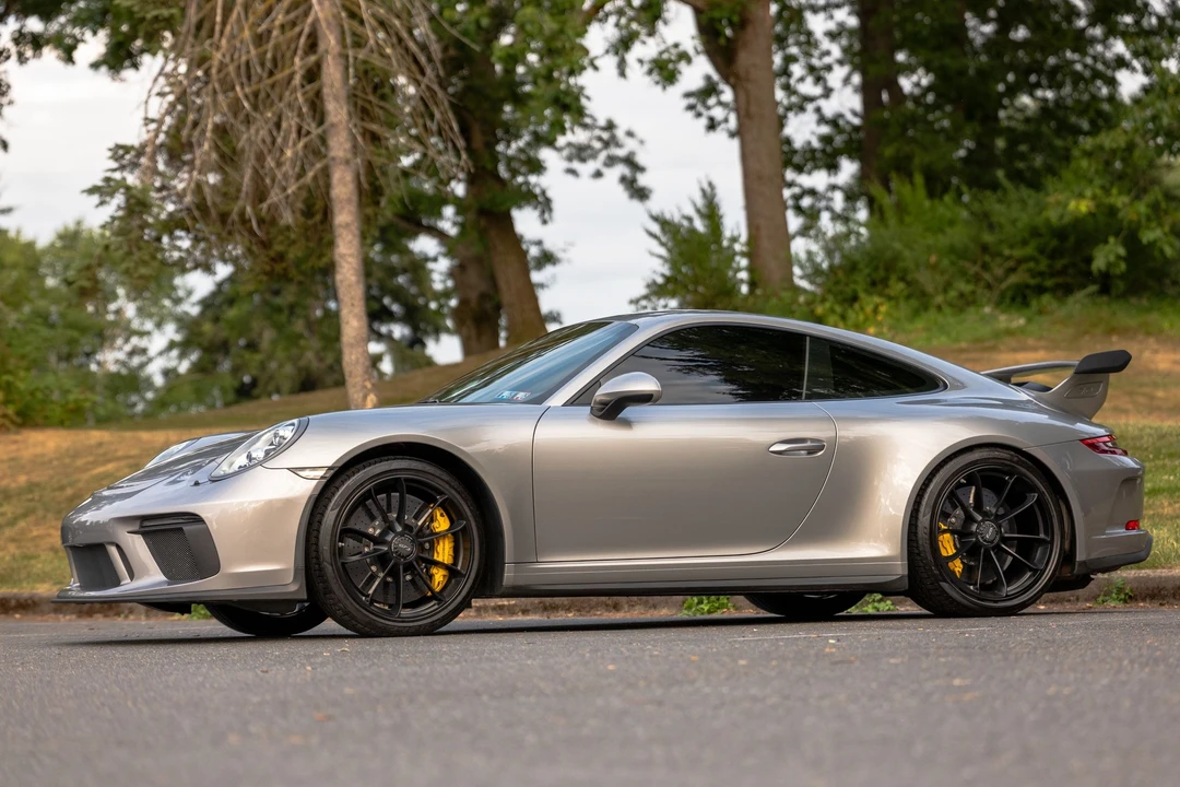 2018 Porsche 991 GT3 - Image 2 of 31