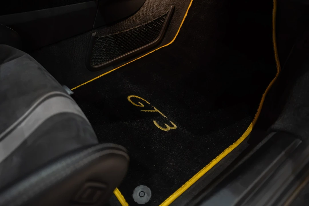 2018 Porsche 991 GT3 - Image 25 of 31