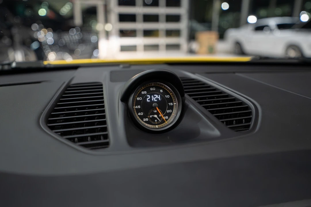 2018 Porsche 991 GT3 - Image 16 of 31