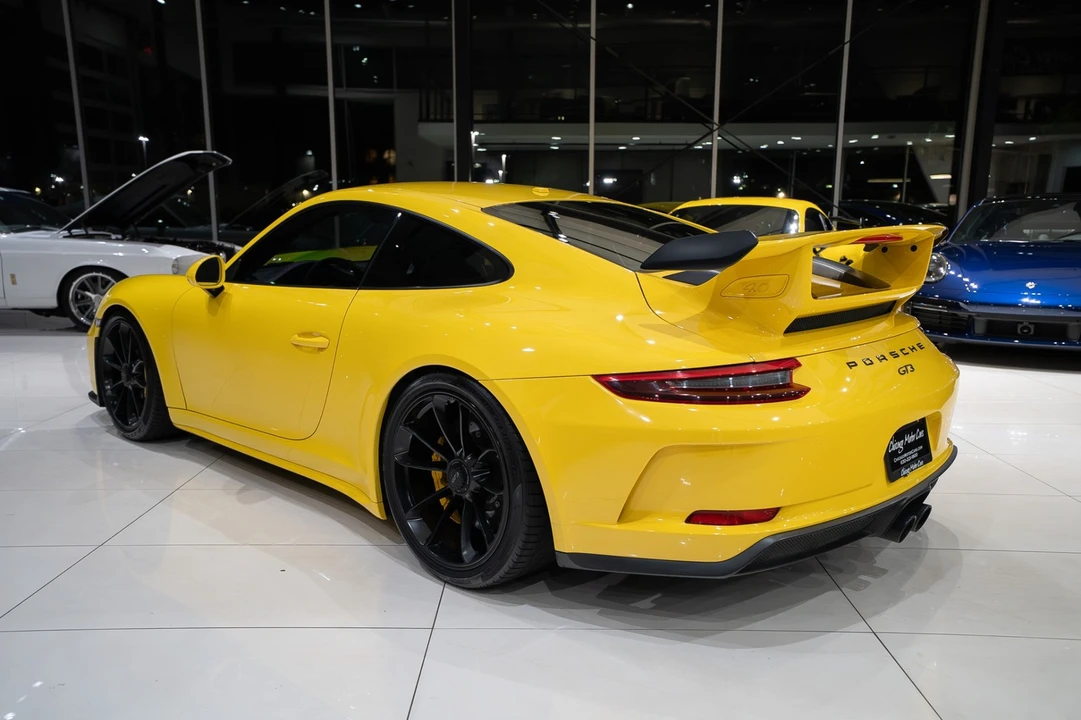 2018 Porsche 991 GT3 - Image 2 of 31