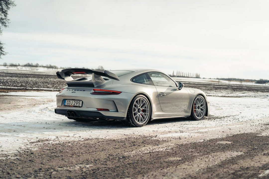 2018 Porsche 991 GT3 - Image 18 of 30