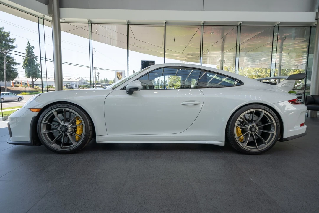 2018 Porsche 991 GT3 - Image 2 of 19