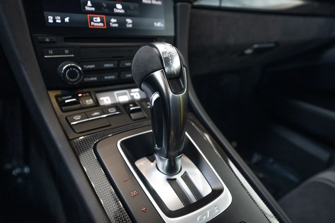 2018 Porsche 991 GT3 - Image 17 of 19
