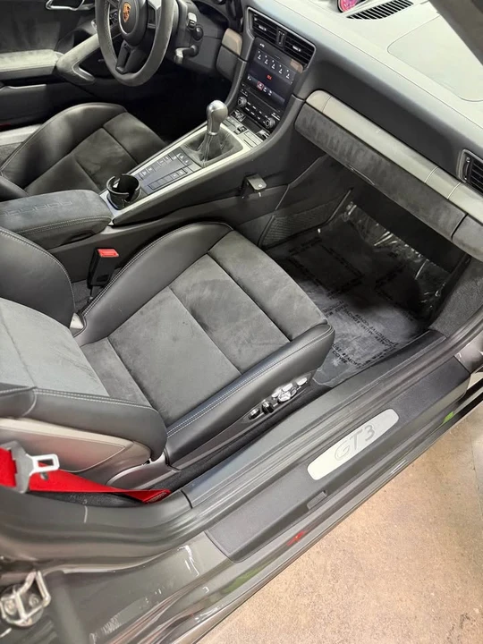 2018 Porsche 991 GT3 - Image 17 of 19