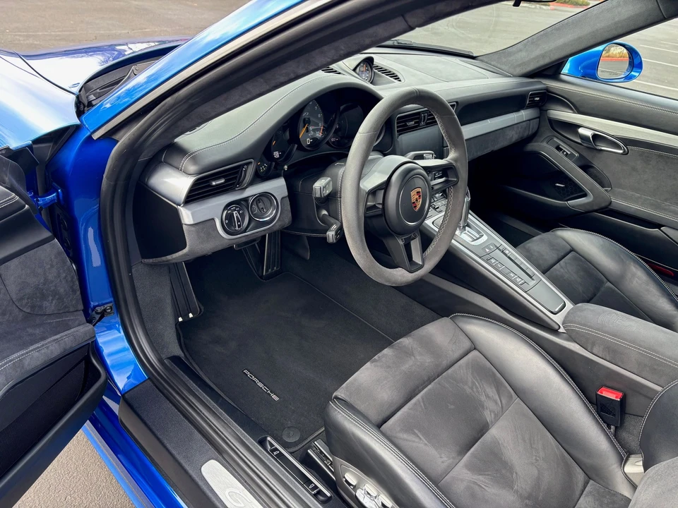 2018 Porsche 991 GT3 - Image 16 of 27