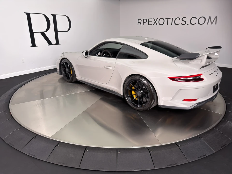 2018 Porsche 991 GT3 - Image 4 of 17