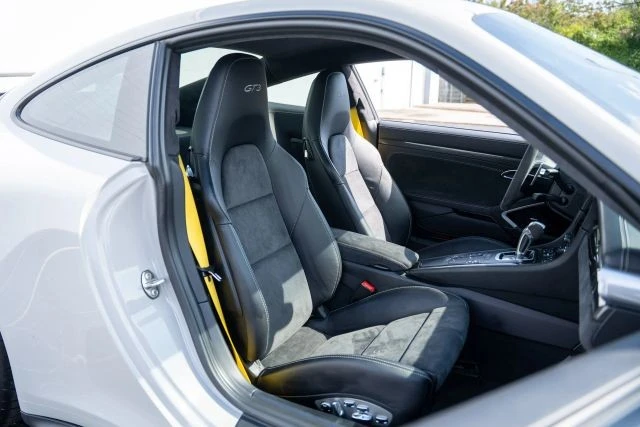 2018 Porsche 991 GT3 - Image 3 of 19