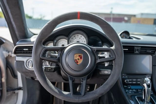 2018 Porsche 991 GT3 - Image 16 of 19