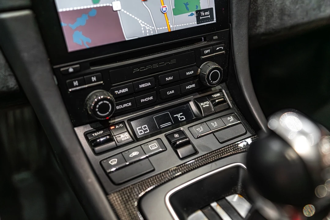 2018 Porsche 991 GT3 - Image 19 of 21