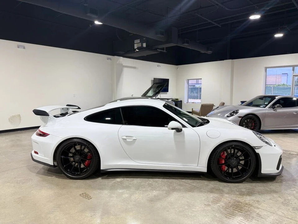 2018 Porsche 991 GT3 - Image 8 of 31