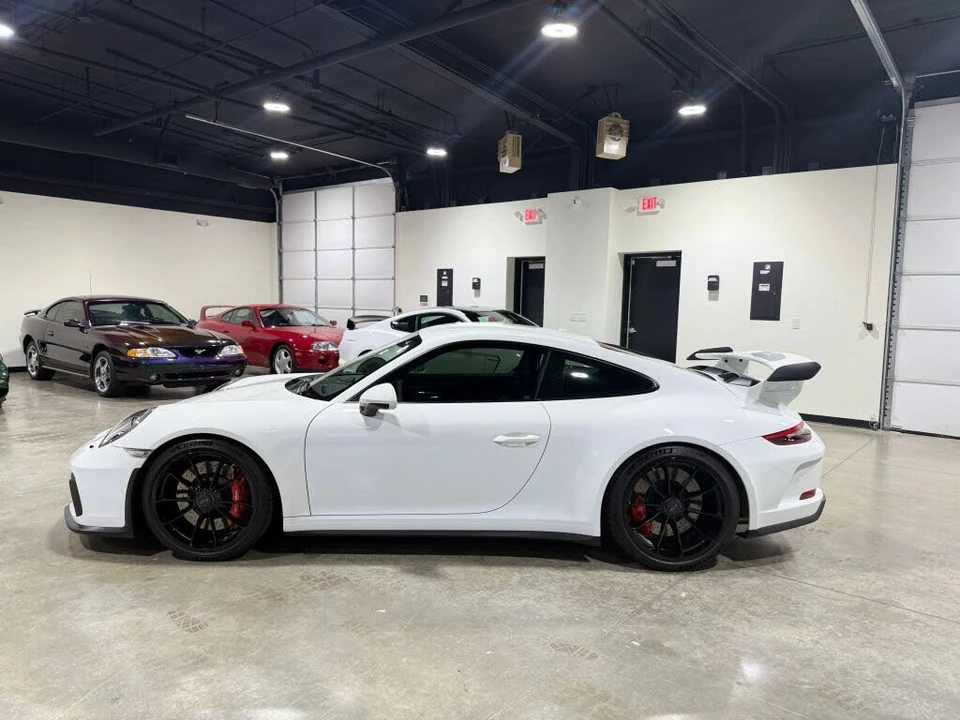 2018 Porsche 991 GT3 - Image 16 of 31
