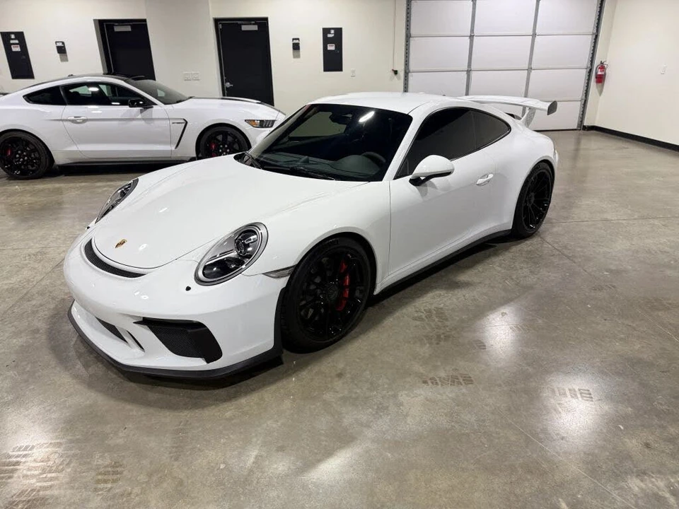 2018 Porsche 991 GT3 - Image 2 of 31