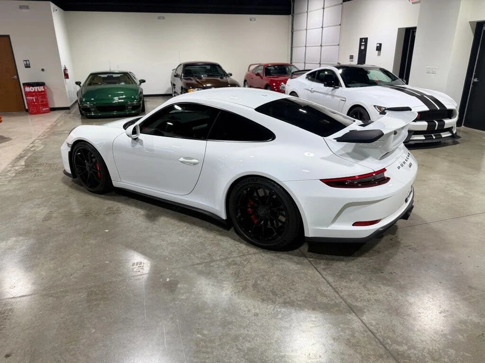 2018 Porsche 991 GT3 - Image 14 of 31