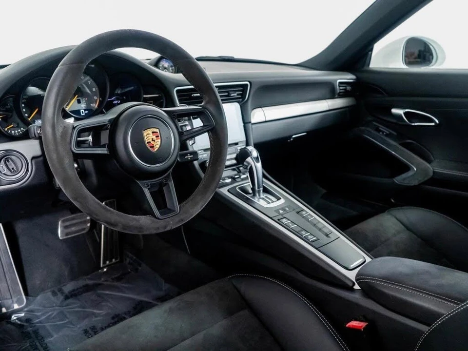 2018 Porsche 991 GT3 - Image 2 of 31
