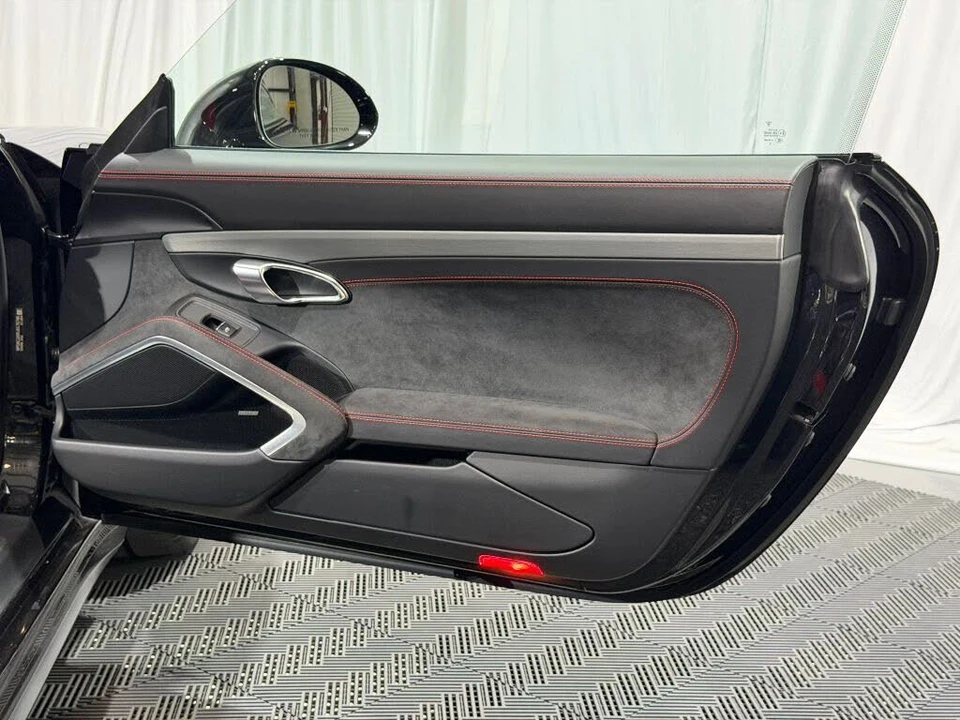 2018 Porsche 991 GT3 - Image 19 of 31