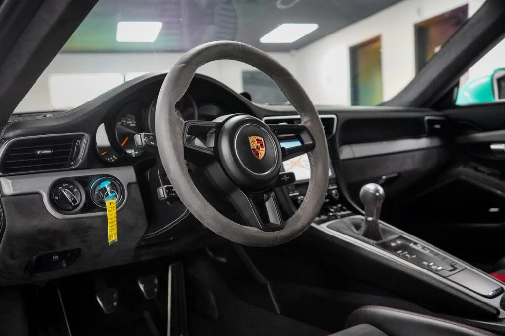 2018 Porsche 991 GT3 - Image 21 of 31