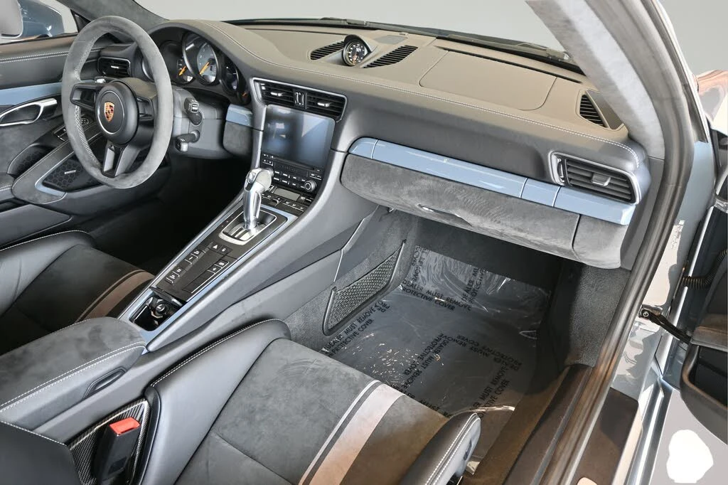 2018 Porsche 991 GT3 - Image 21 of 31