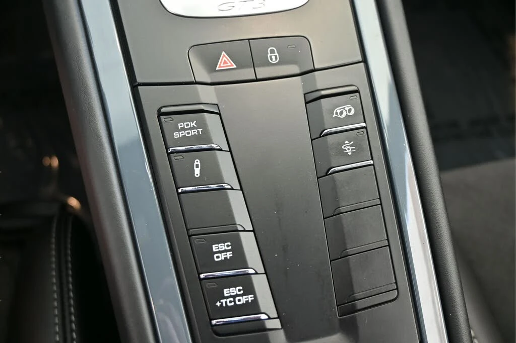 2018 Porsche 991 GT3 - Image 26 of 31