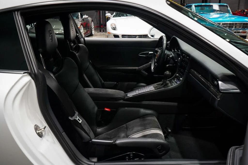 2018 Porsche 991 GT3 - Image 30 of 31