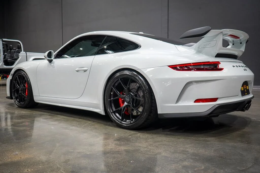 2018 Porsche 991 GT3 - Image 3 of 31