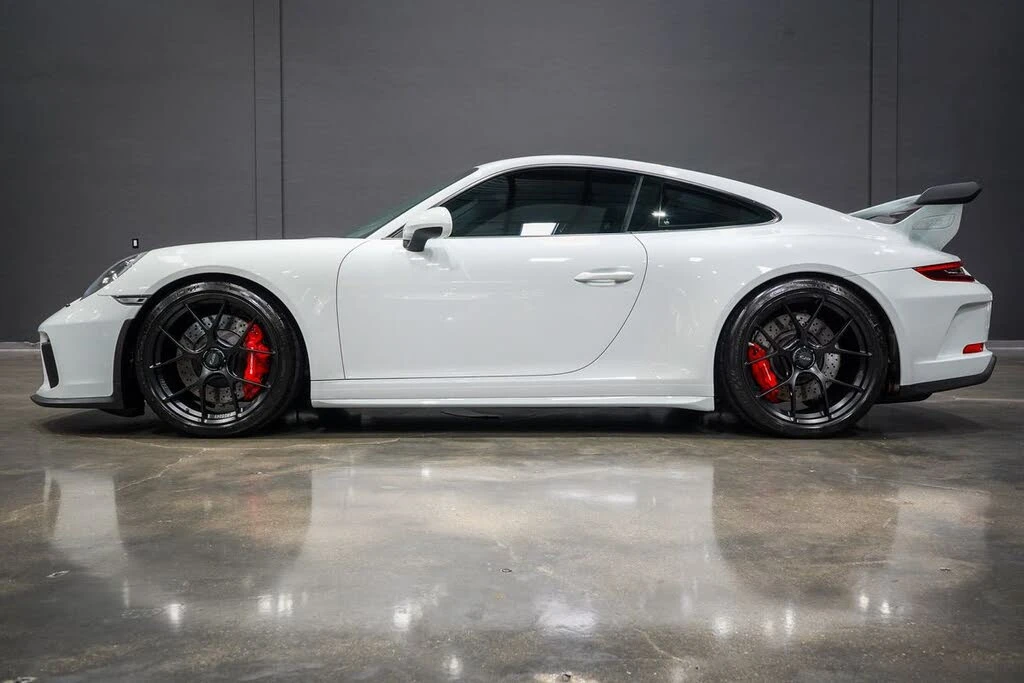 2018 Porsche 991 GT3 - Image 2 of 31