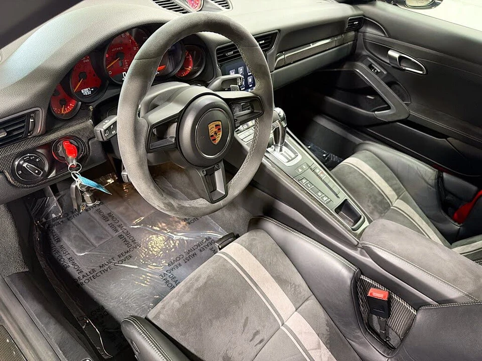 2018 Porsche 991 GT3 - Image 4 of 31