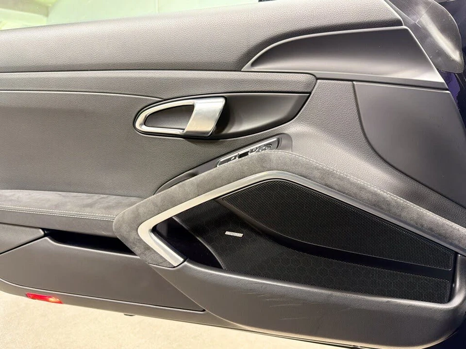 2018 Porsche 991 GT3 - Image 19 of 31
