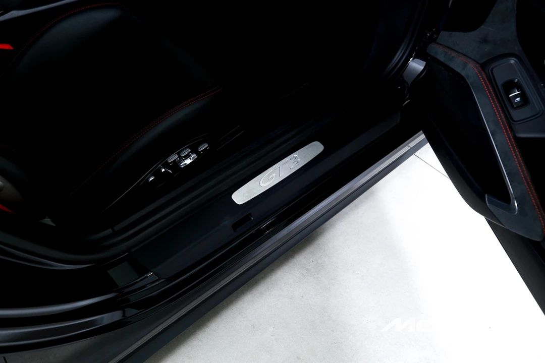 2018 Porsche 991 GT3 - Image 22 of 31