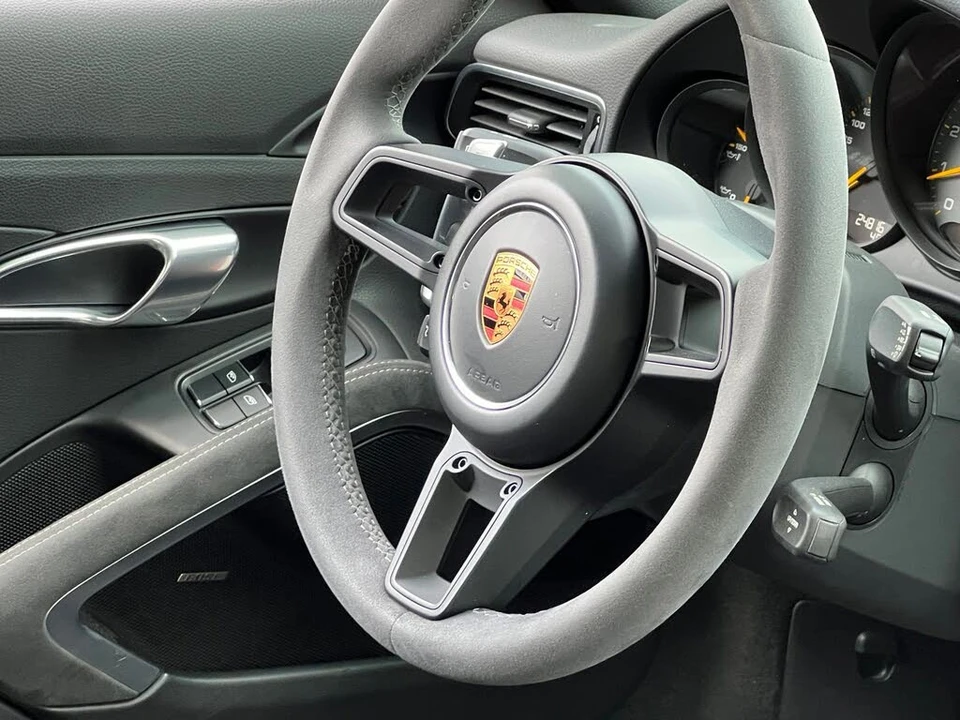 2018 Porsche 991 GT3 - Image 23 of 31